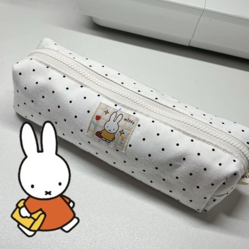 Miffy Pencil Case High Color V - огляд і ціна Staedtler Pencil Lumocolor